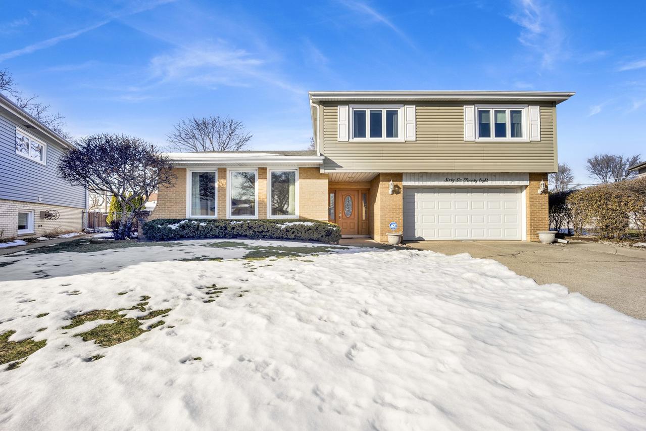 6628 Davis St., Morton Grove, IL 60053