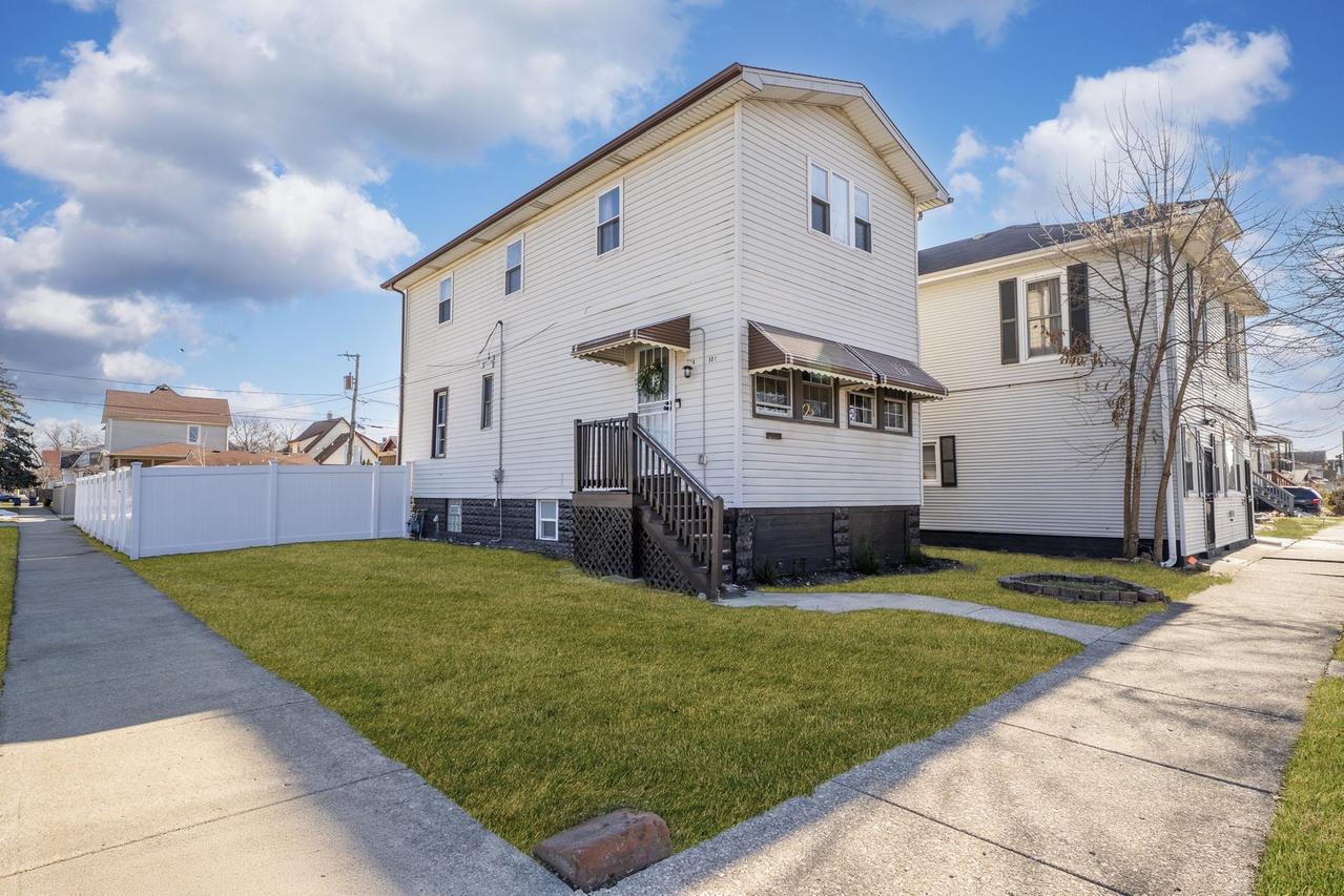 501 S 9th Ave., Maywood, IL 60153