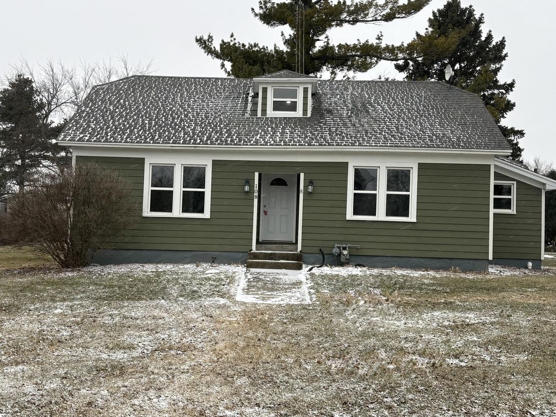 108 N Cherry St., Kings, IL 61068
