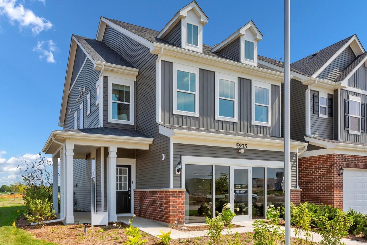 5916 Hawkweed Dr. #07503, Naperville, IL 60564