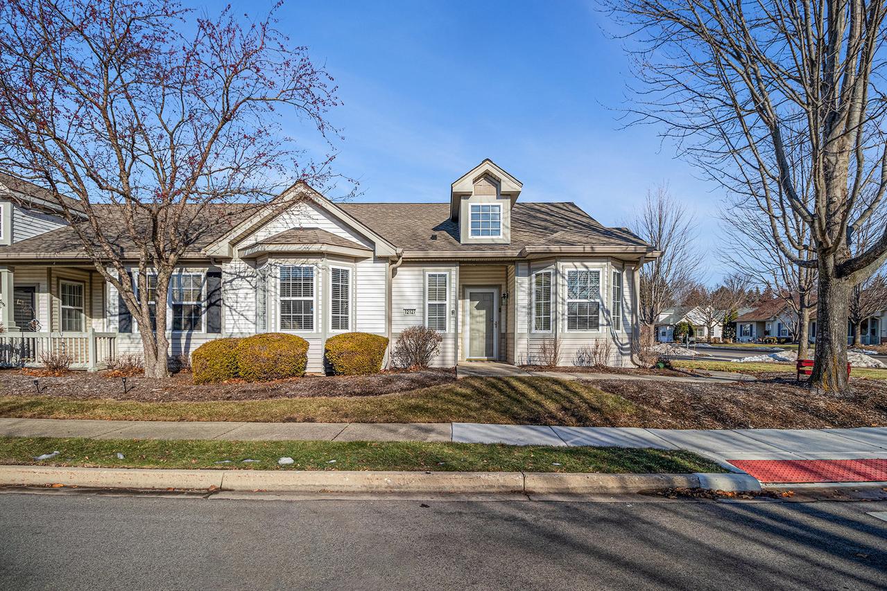 12127 White Tail Ln., Huntley, IL 60142