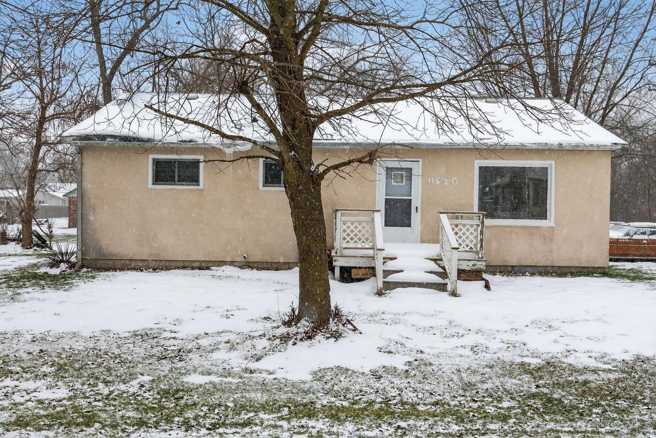 11520 E Deerson St., Momence, IL 60954