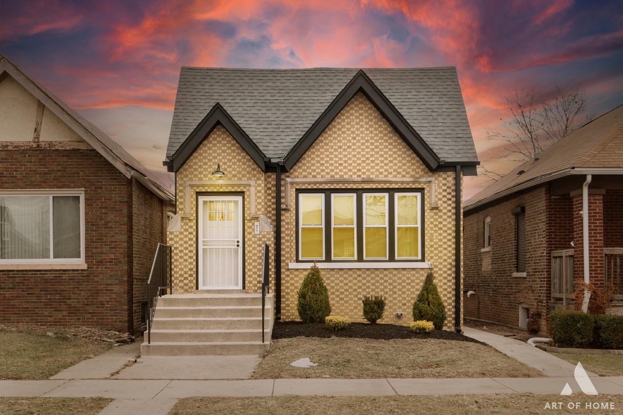 10229 S Aberdeen St., Chicago, IL 60643