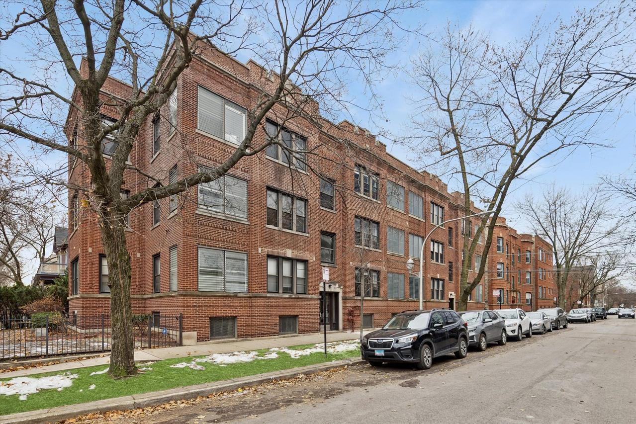 1501 W Cornelia Ave. #2, Chicago, IL 60657