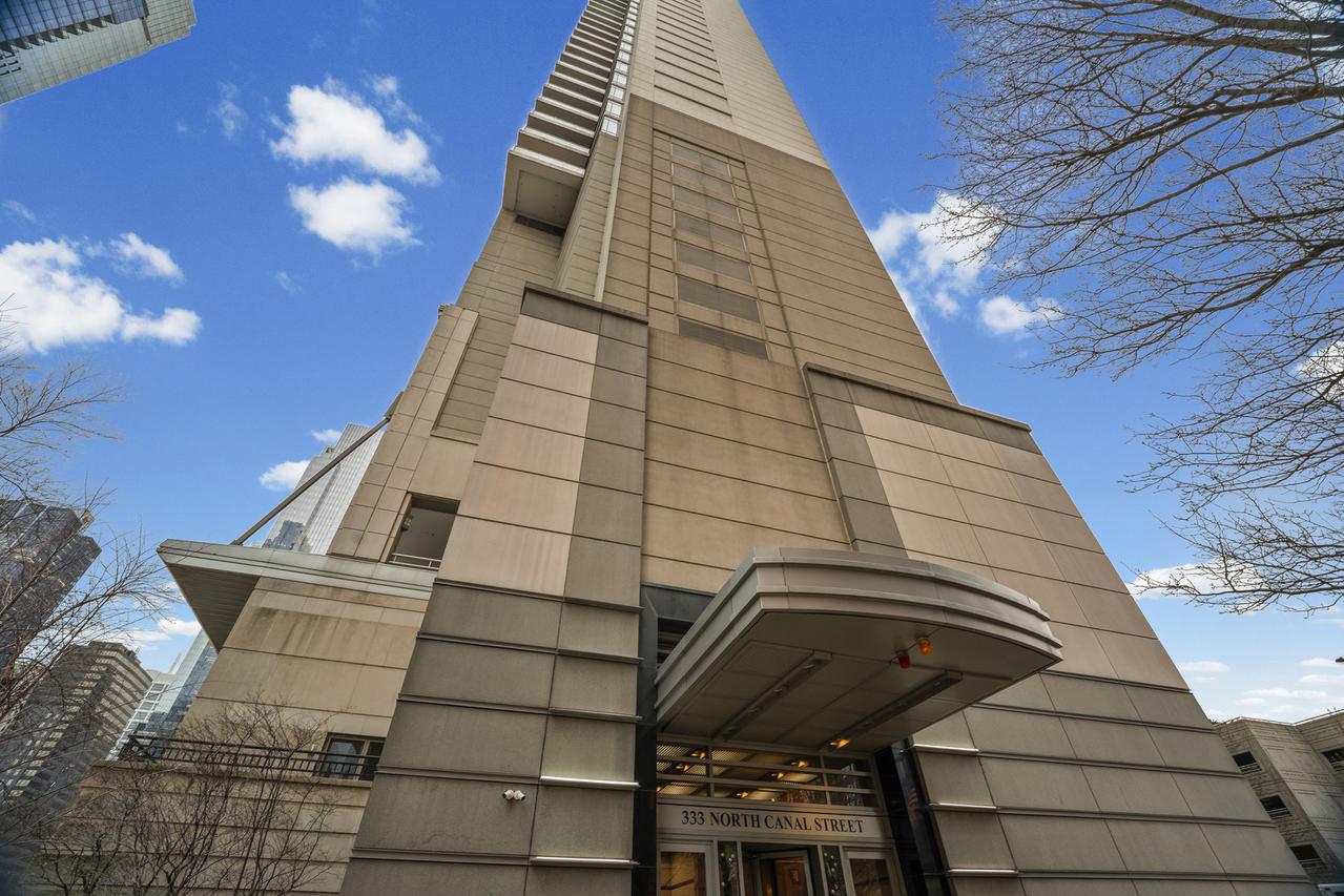 333 N Canal St. #1408, Chicago, IL 60606