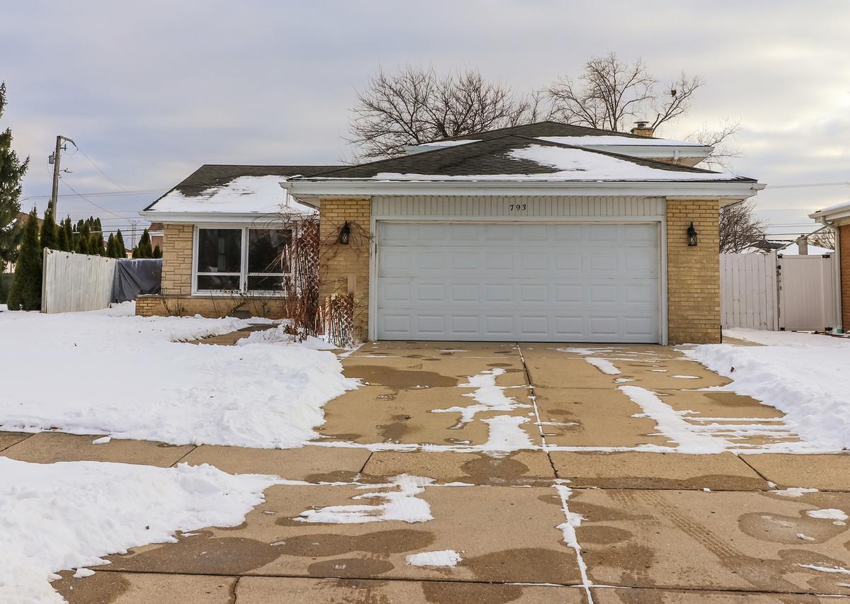 793 Timothy Ln., Des Plaines, IL 60016