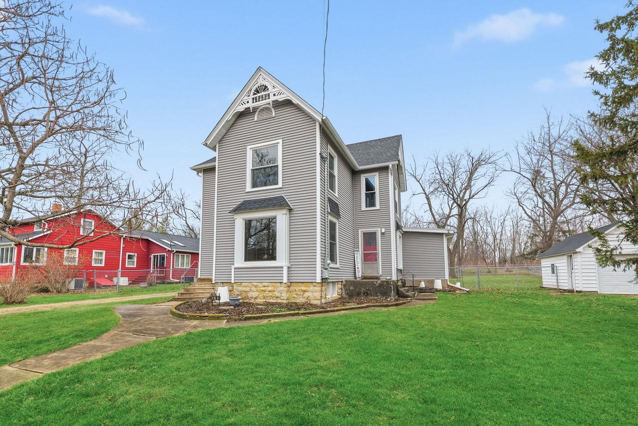 410 W Reader St., Elburn, IL 60119