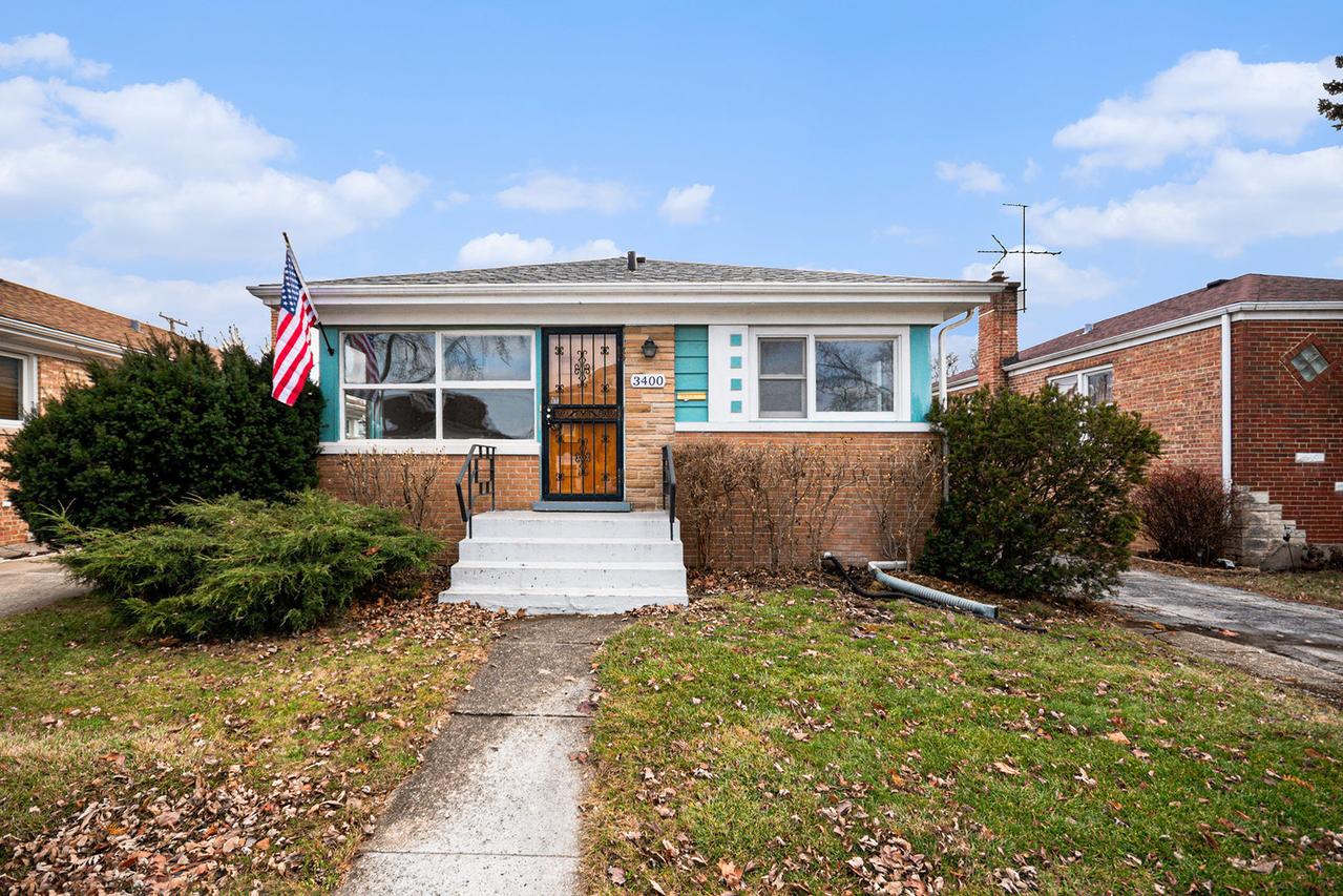 3400 Monroe St., Bellwood, IL 60104