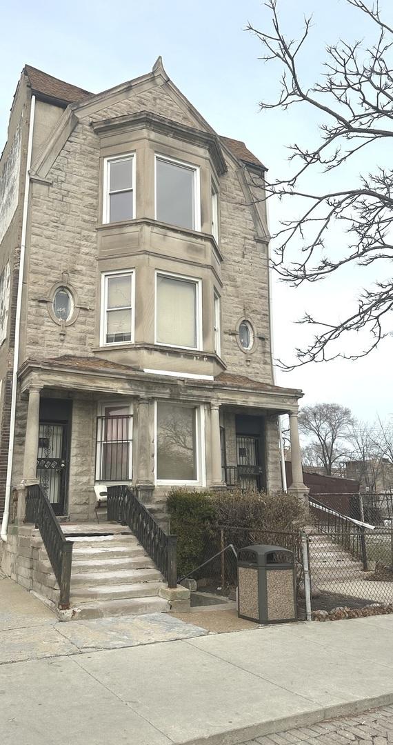 [Address Hidden by Seller], Chicago, IL 60612
