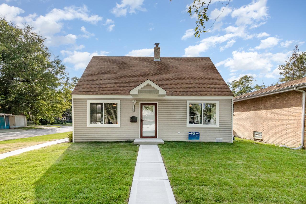 16784 Anthony Ave., Hazel Crest, IL 60429