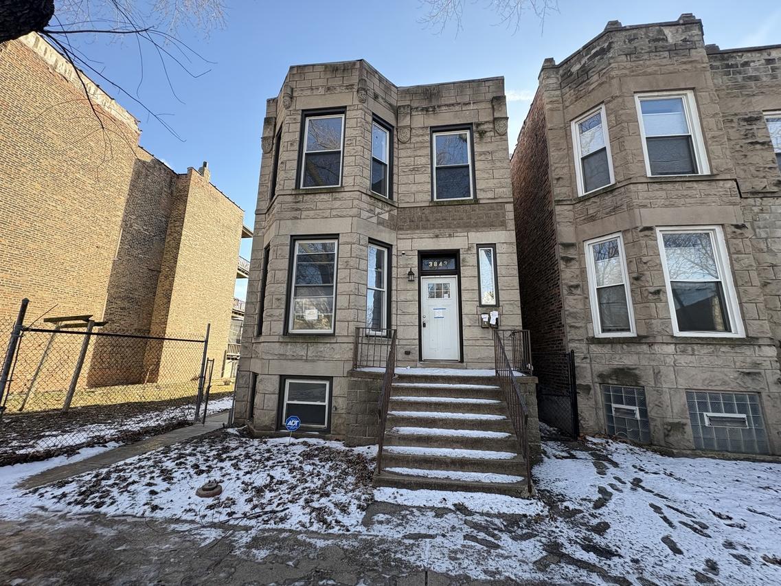 3843 W Fillmore St., Chicago, IL 60624