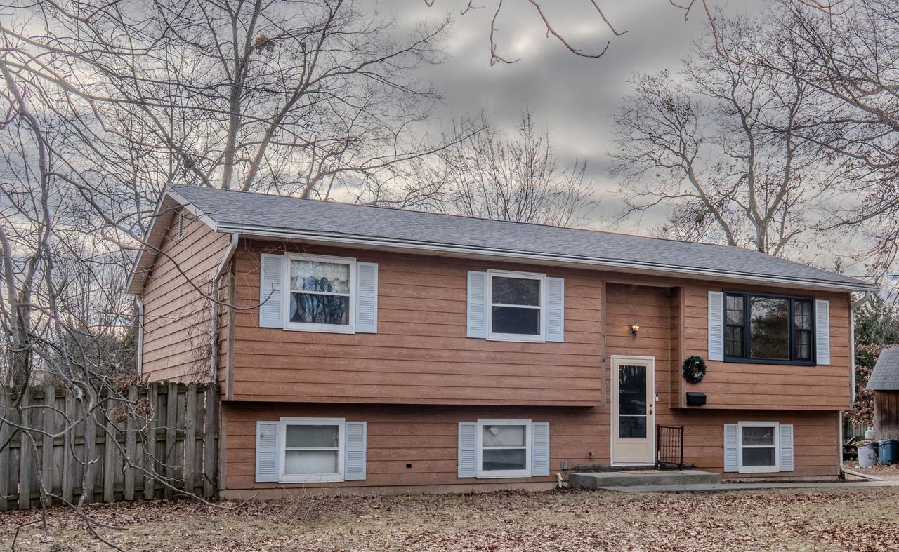 4149 W Oglesby Ave., Gurnee, IL 60031