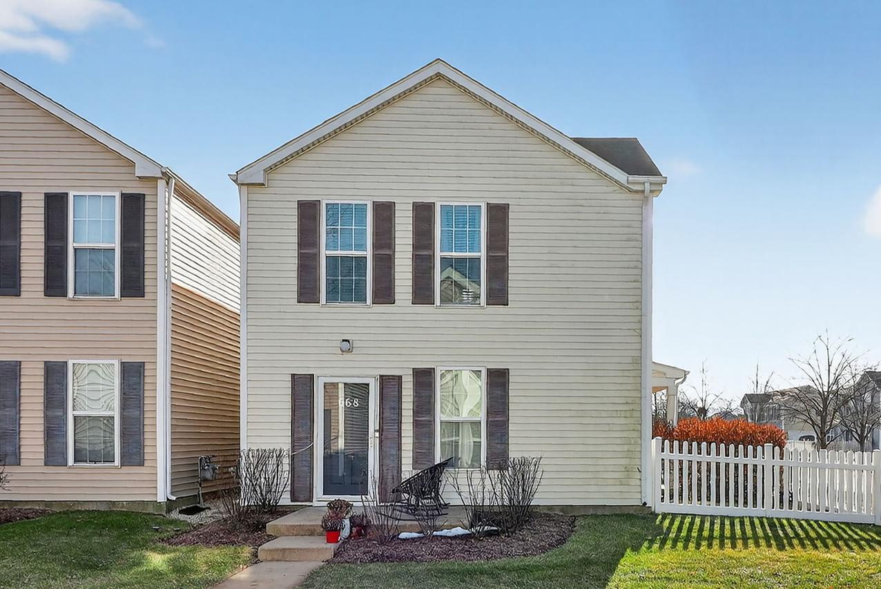 668 Four Seasons Blvd., Aurora, IL 60504