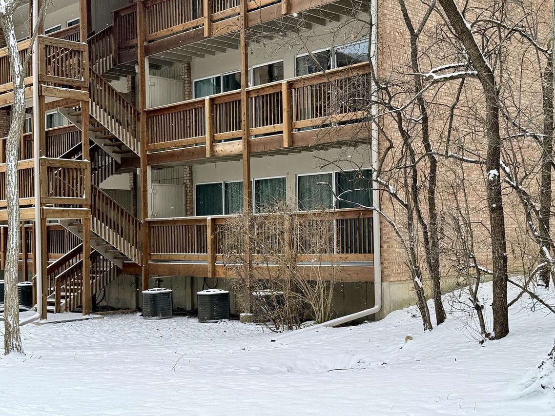 5880 Forest View Rd. #A, Lisle, IL 60532