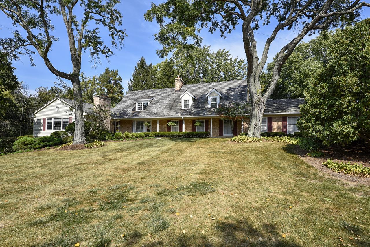 [Address Hidden by Seller], Inverness, IL 60067