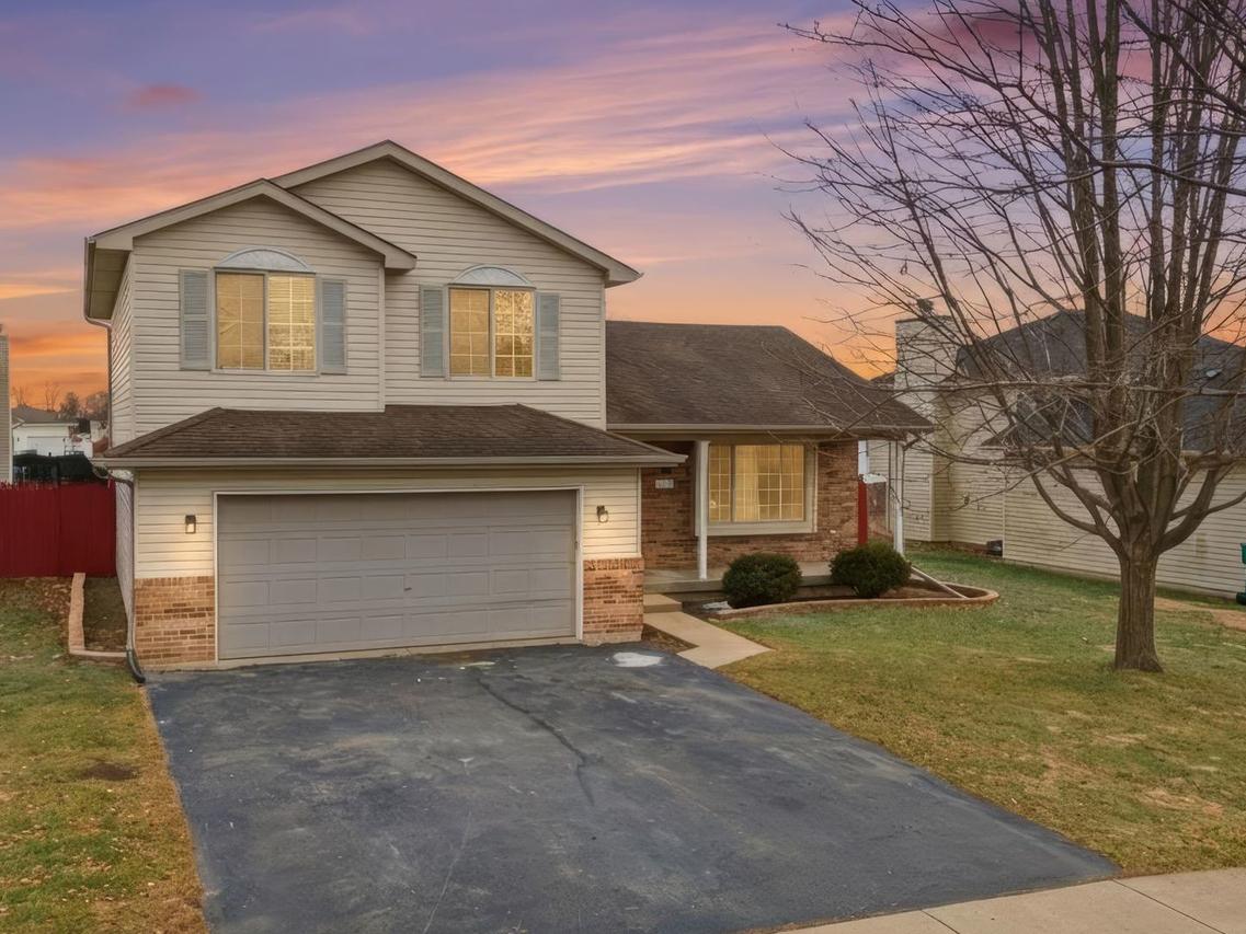 1310 Gilray Dr., Joliet, IL 60431