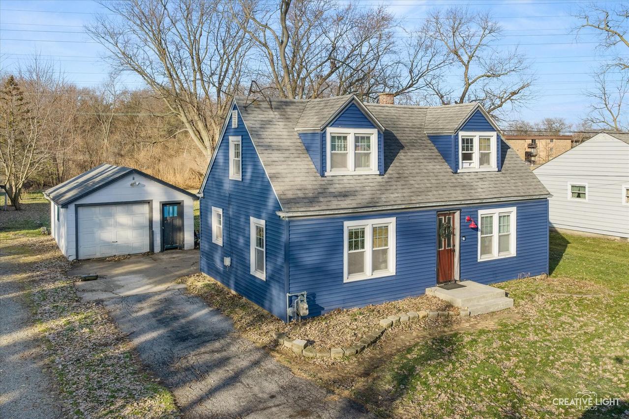 17824 Bock Rd., Lansing, IL 60438