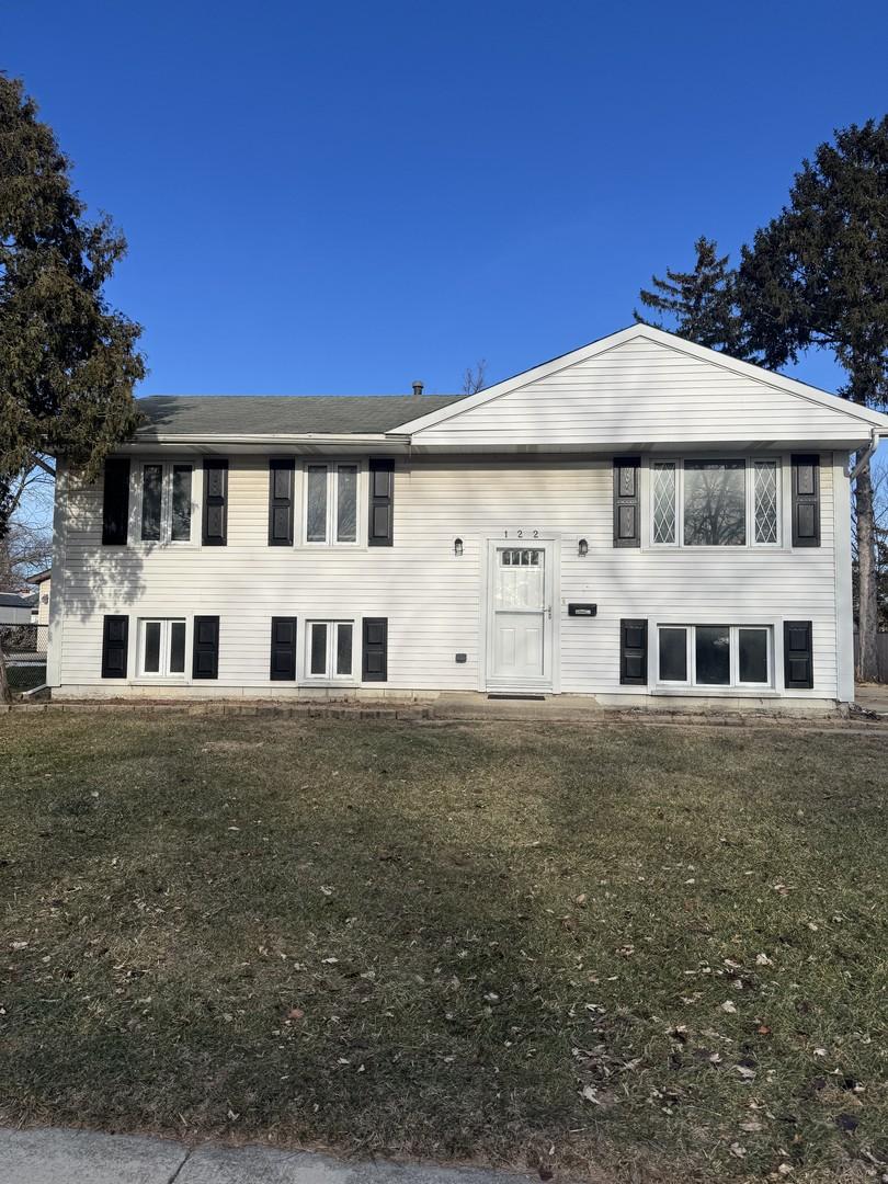 122 Ambassador Ave., Romeoville, IL 60446