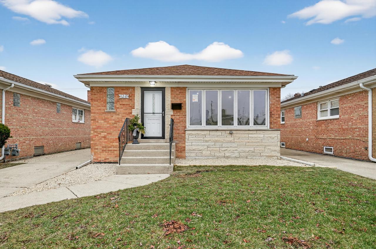 4249 N Sayre Ave., Norridge, IL 60706
