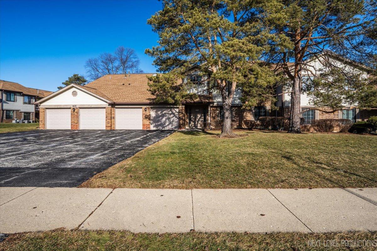 1630 W Pheasant Trail Dr. #2, Arlington Heights, IL 60004