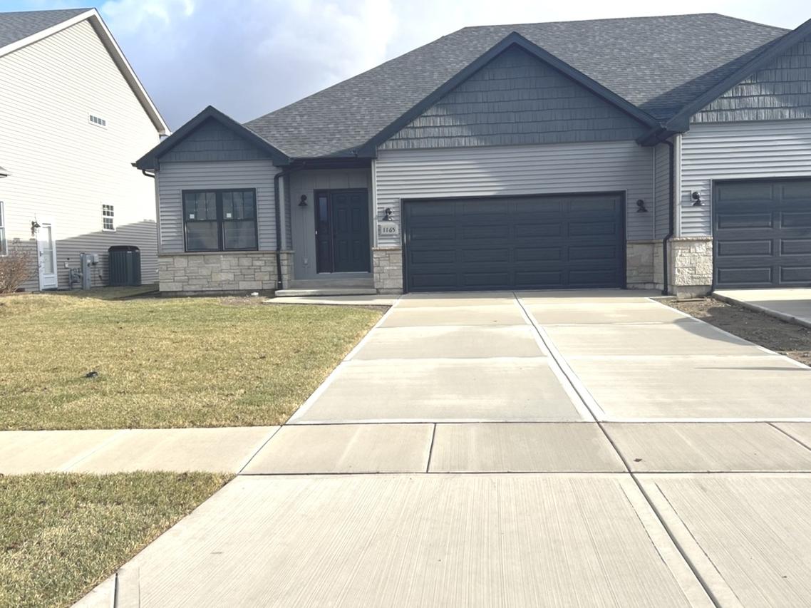 1185 S. Farmstone Dr., Diamond, IL 60416