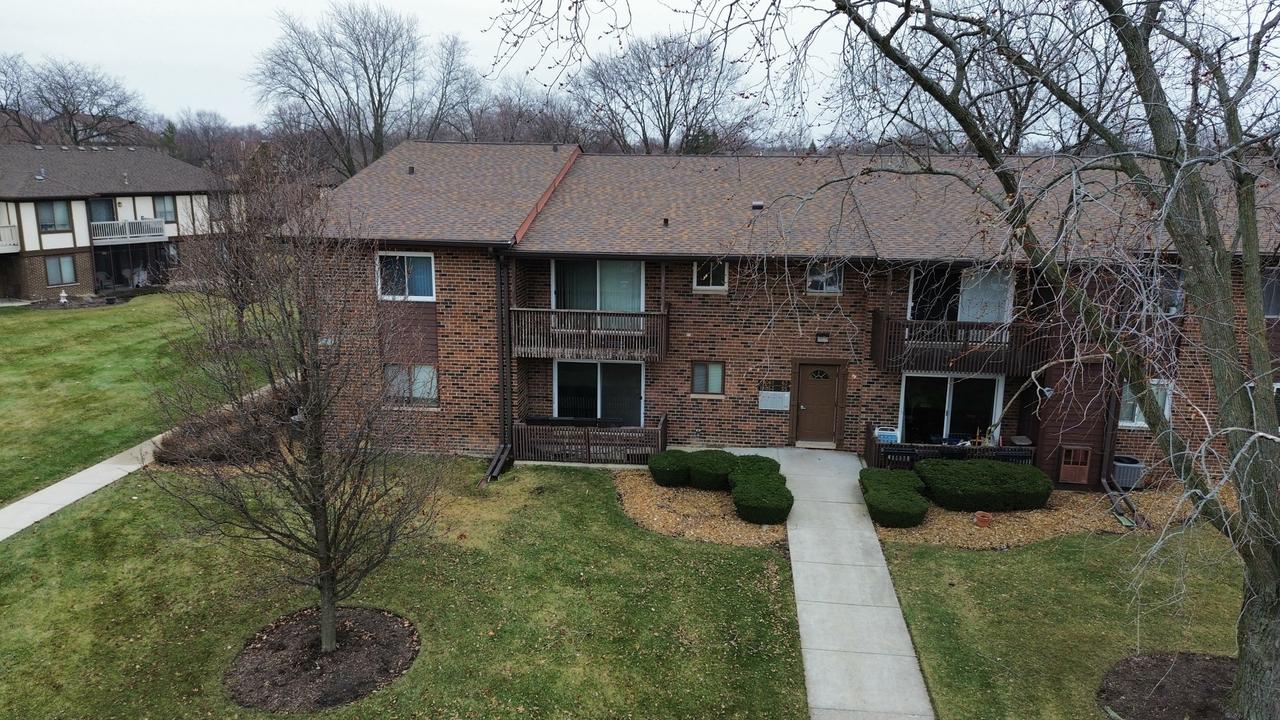 18053 Live Oak Ct. #1603, Tinley Park, IL 60477