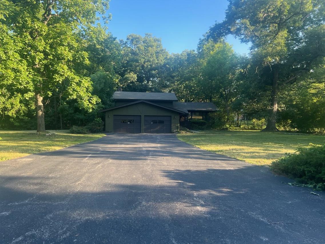 2337 Valley View Ln., Park Forest, IL 60466