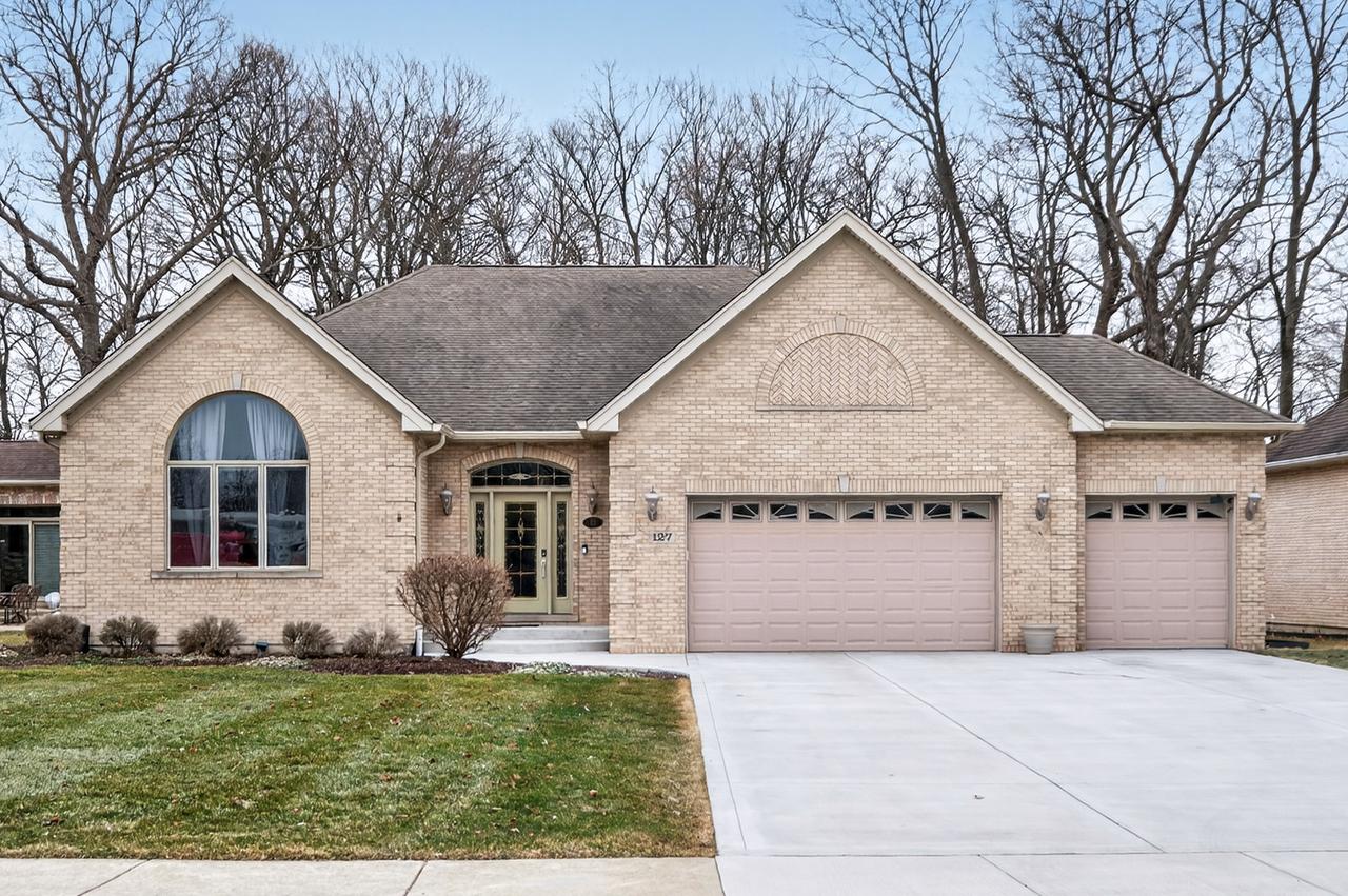 127 Rose Dr., Bloomingdale, IL 60108