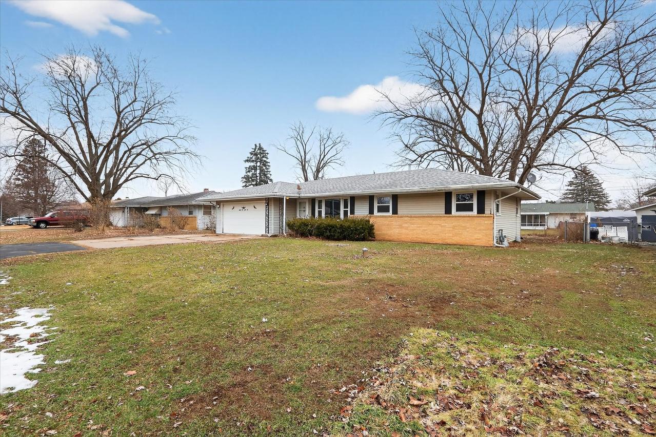 6962 Ralph Rd., Rockford, IL 61109