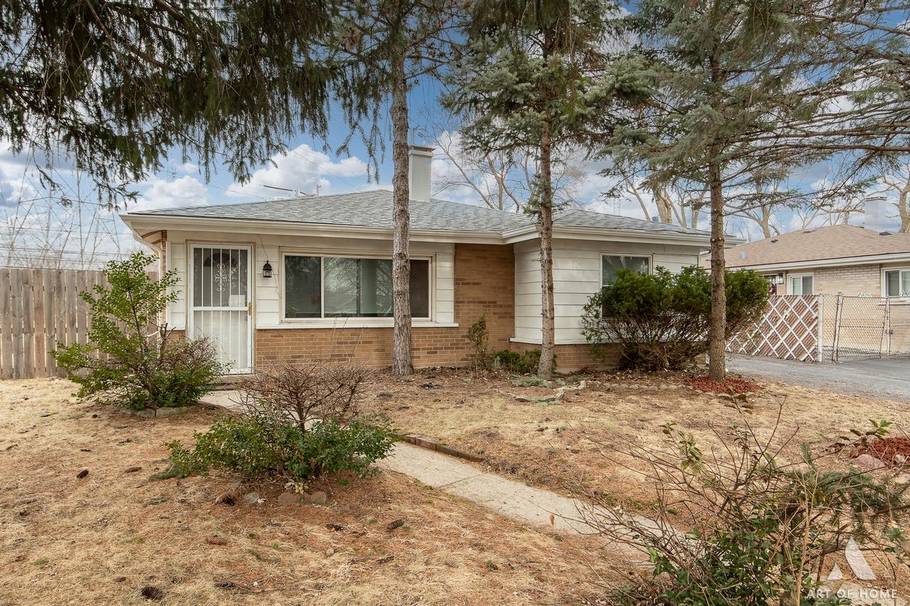 1216 Balmoral Ave., Calumet City, IL 60409