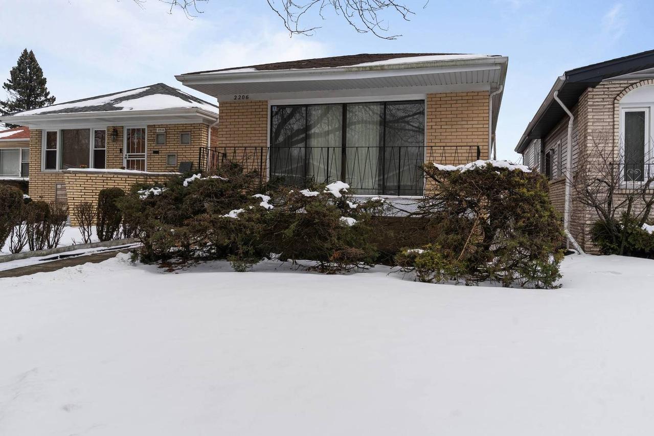 2206 W 81st Pl., Chicago, IL 60620