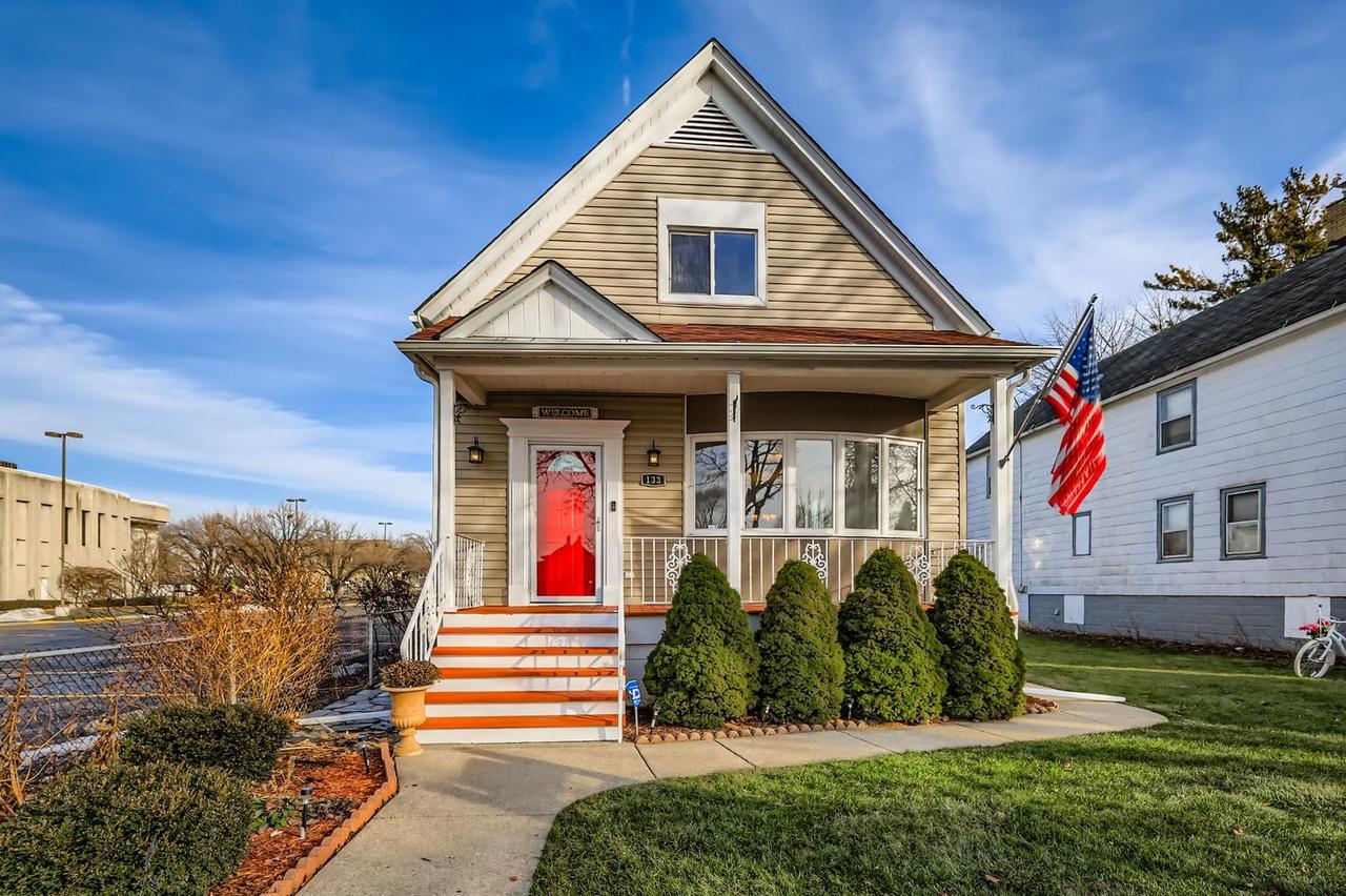 133 N 17th Ave., Melrose Park, IL 60160