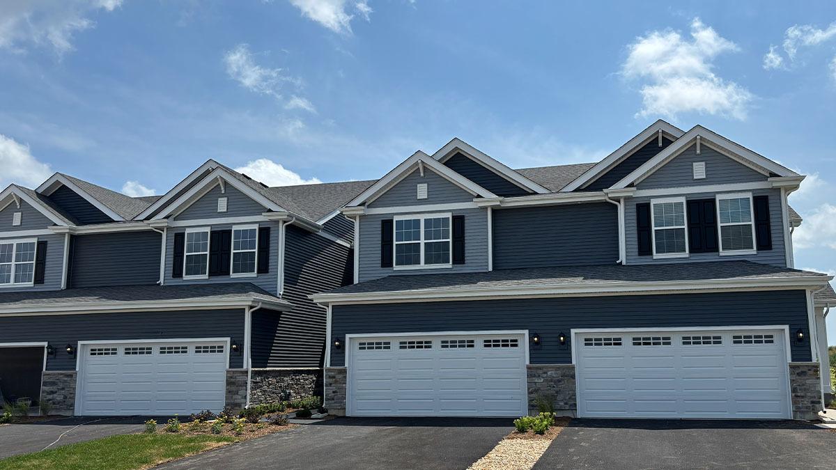 1745 Baler Ave., Aurora, IL 60503