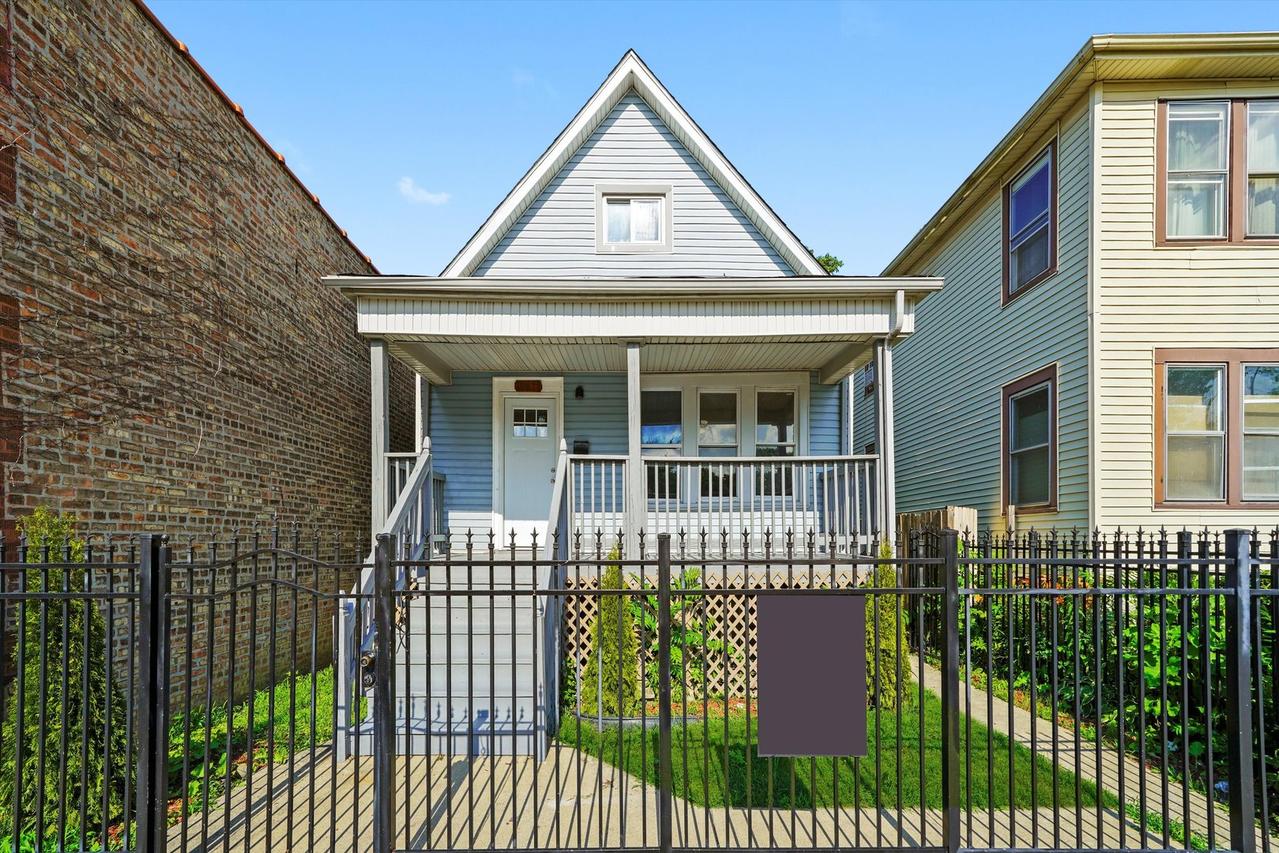 10617 S Wentworth Ave., Chicago, IL 60628