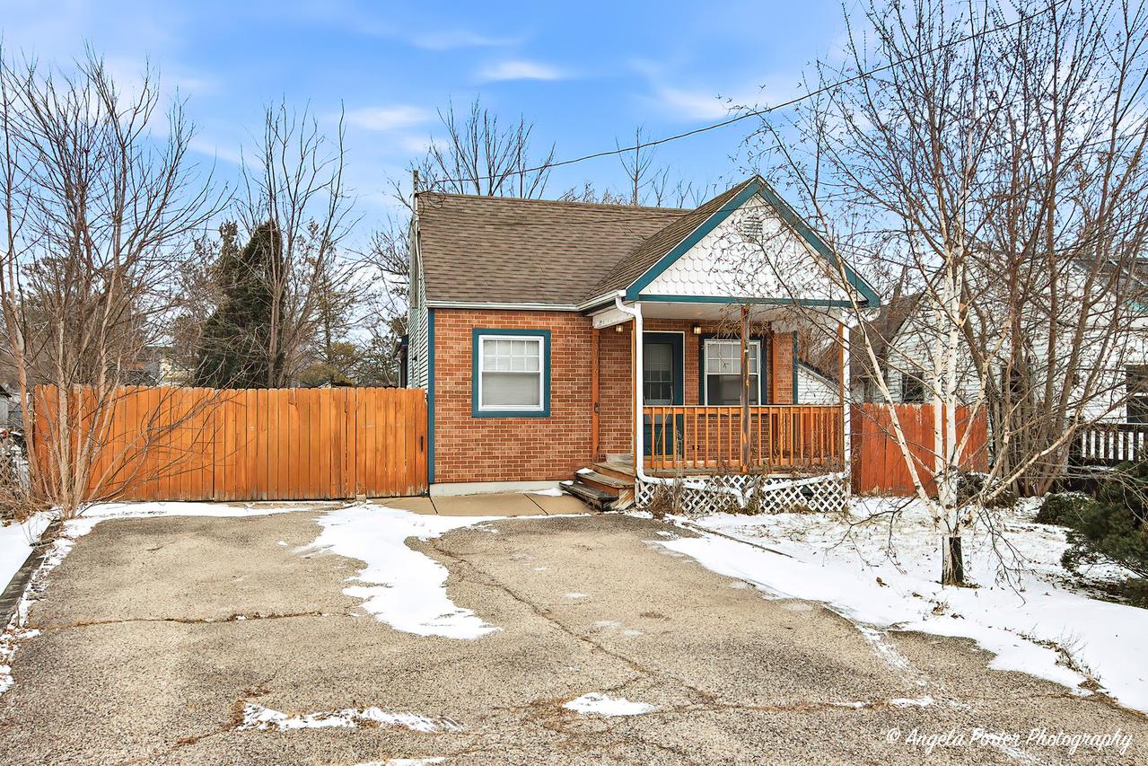 5106 W Westshore Dr., Mchenry, IL 60050