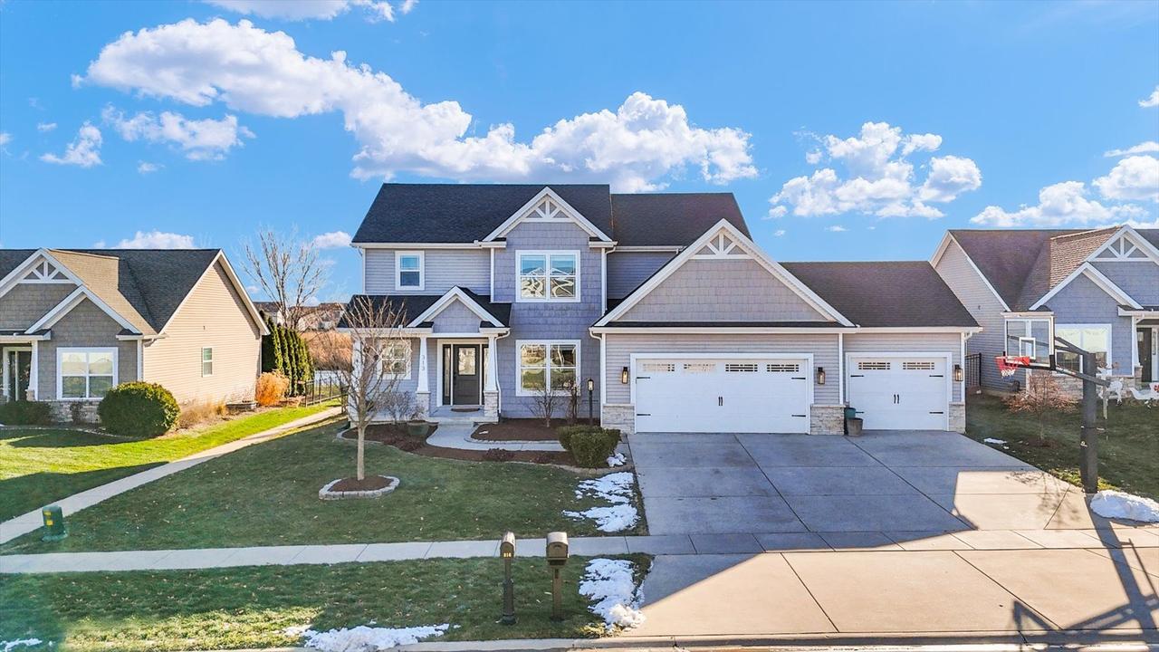 [Address Hidden by Seller], Savoy, IL 61874