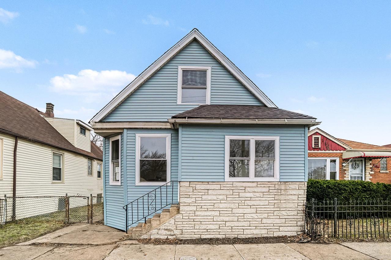 8810 S Halsted St., Chicago, IL 60620