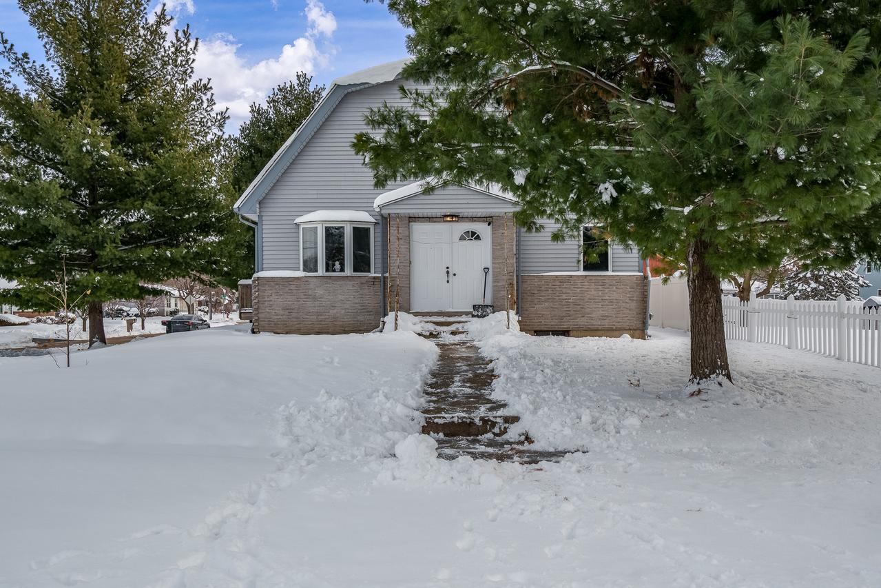 1020 W Perry St., Belvidere, IL 61008