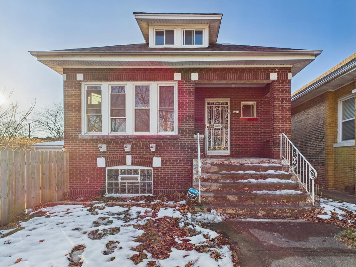 8116 S Marquette Ave., Chicago, IL 60617