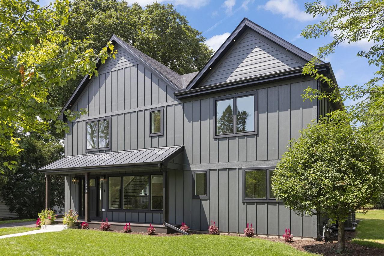 1029 S 5th St., St. Charles, IL 60174