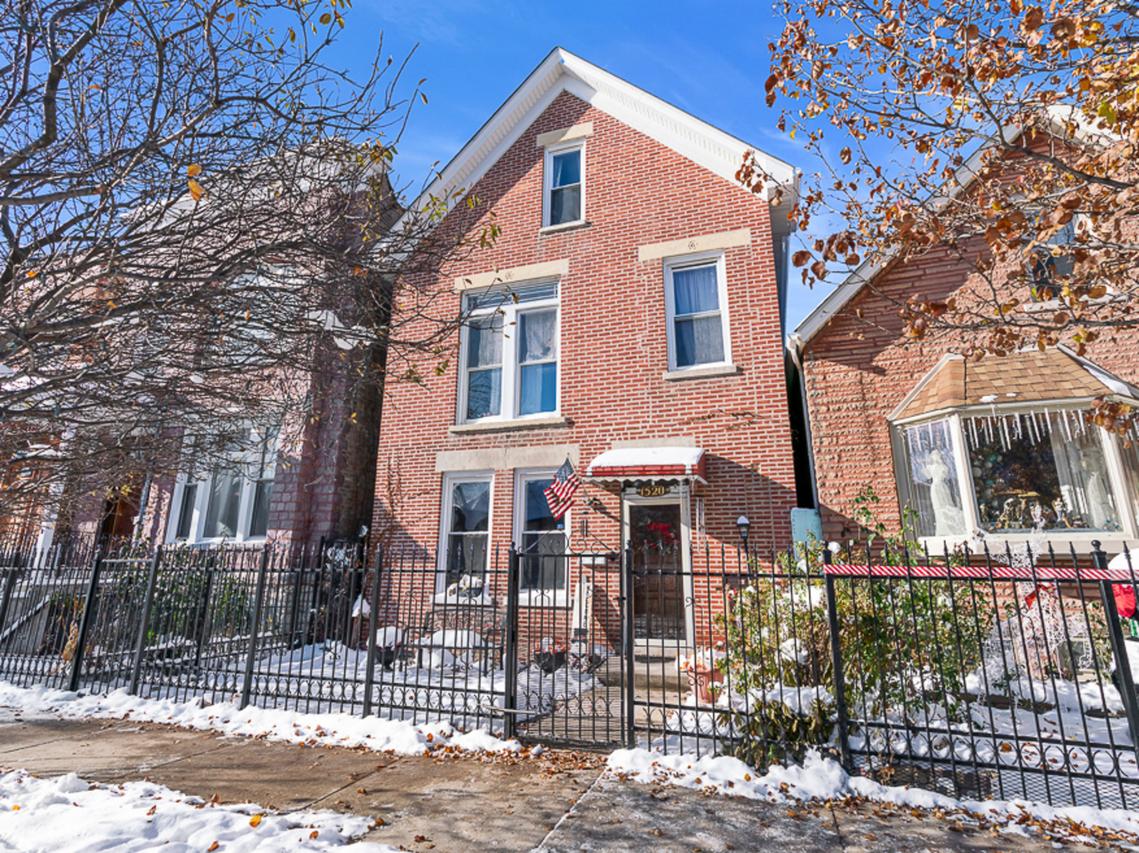 1520 N Washtenaw Ave., Chicago, IL 60622