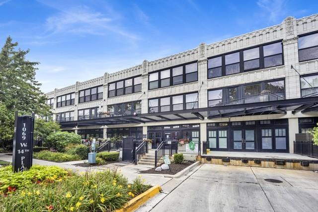 1069 W 14th Pl. #225, Chicago, IL 60608