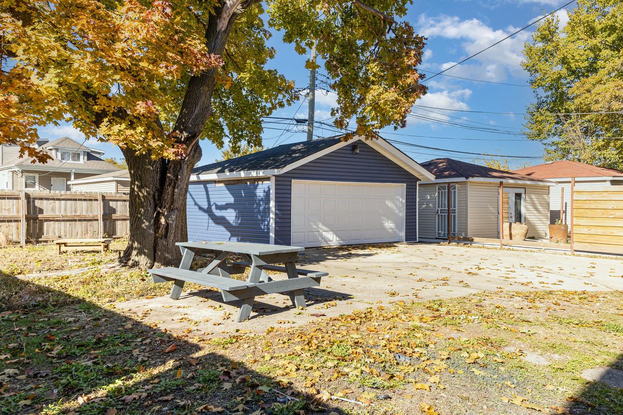 7332 S Honore St., Chicago, IL 60636