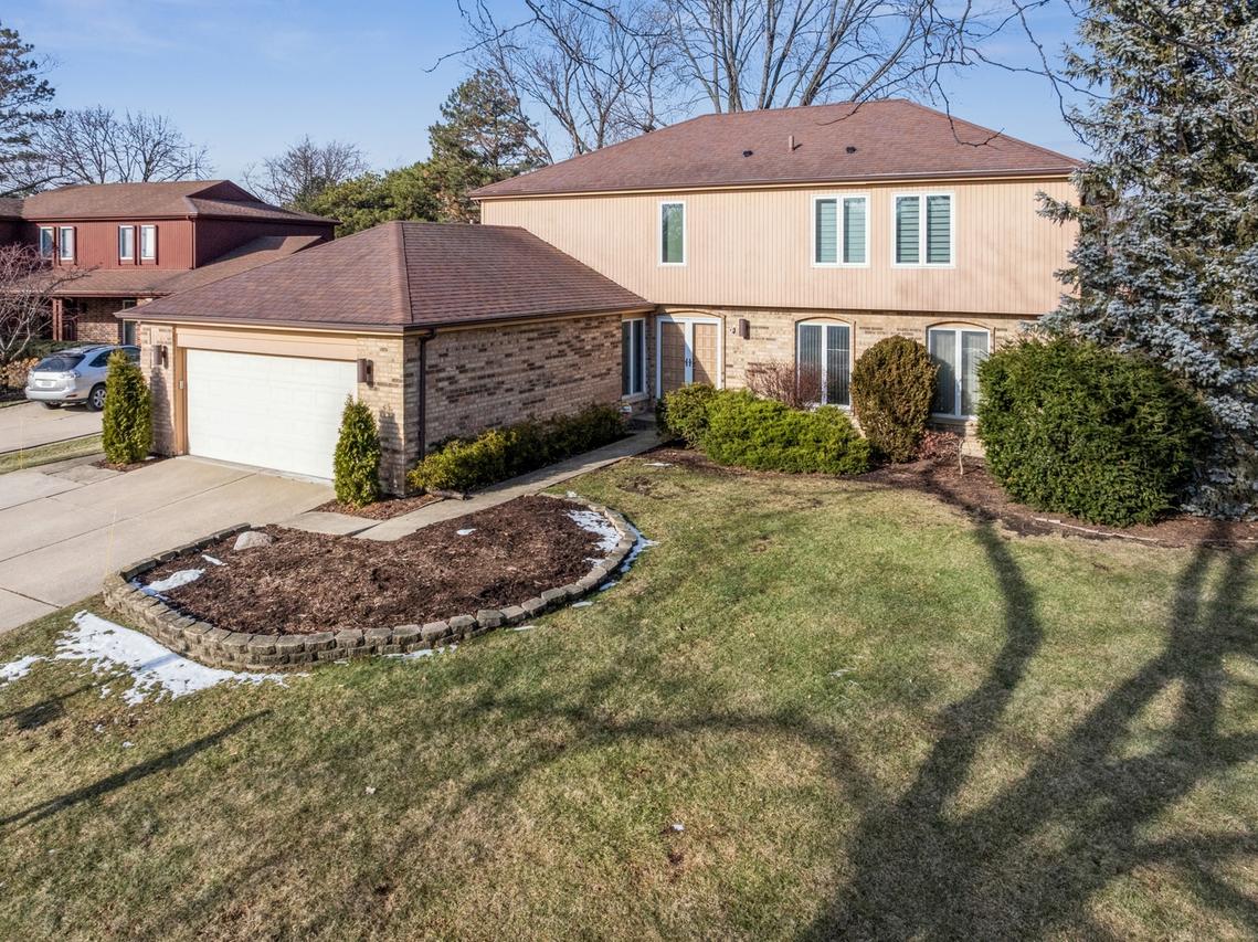 800 Downing St., Northbrook, IL 60062