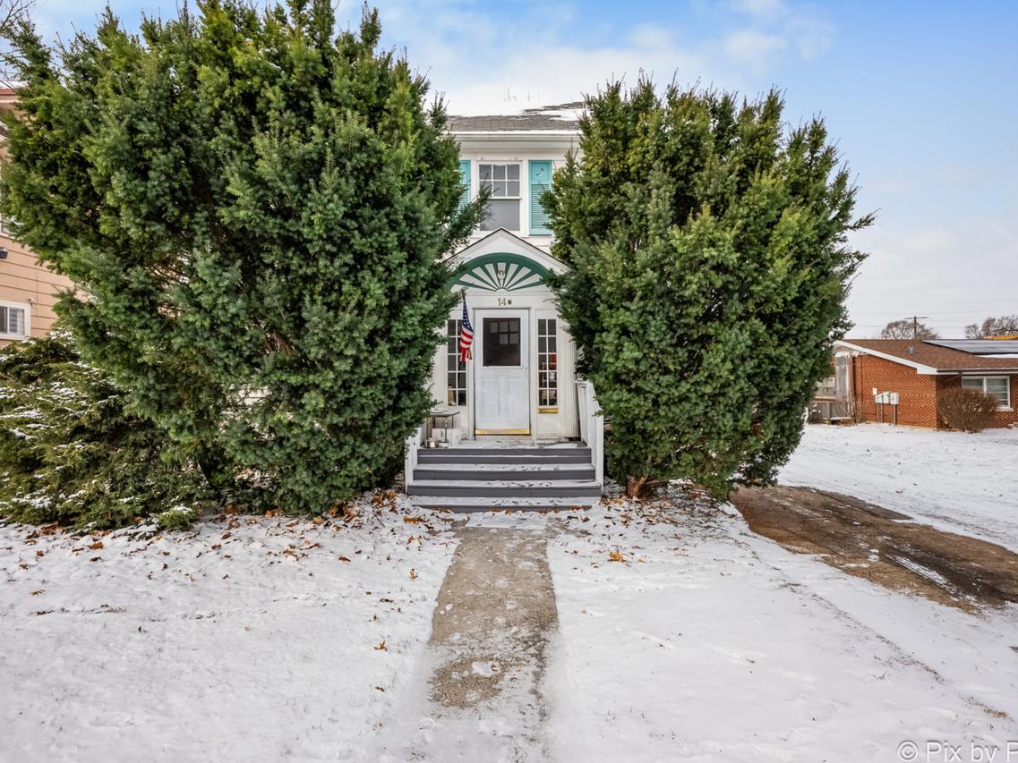 14 N Highland Ave., Aurora, IL 60506