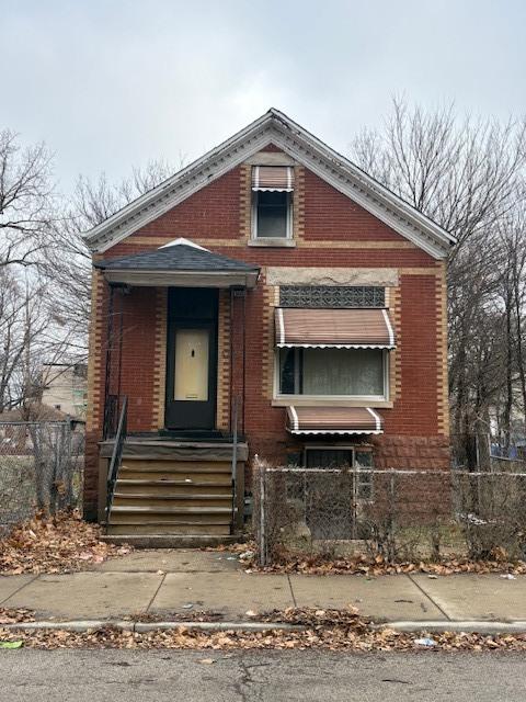 5245 S Racine Ave., Chicago, IL 60609