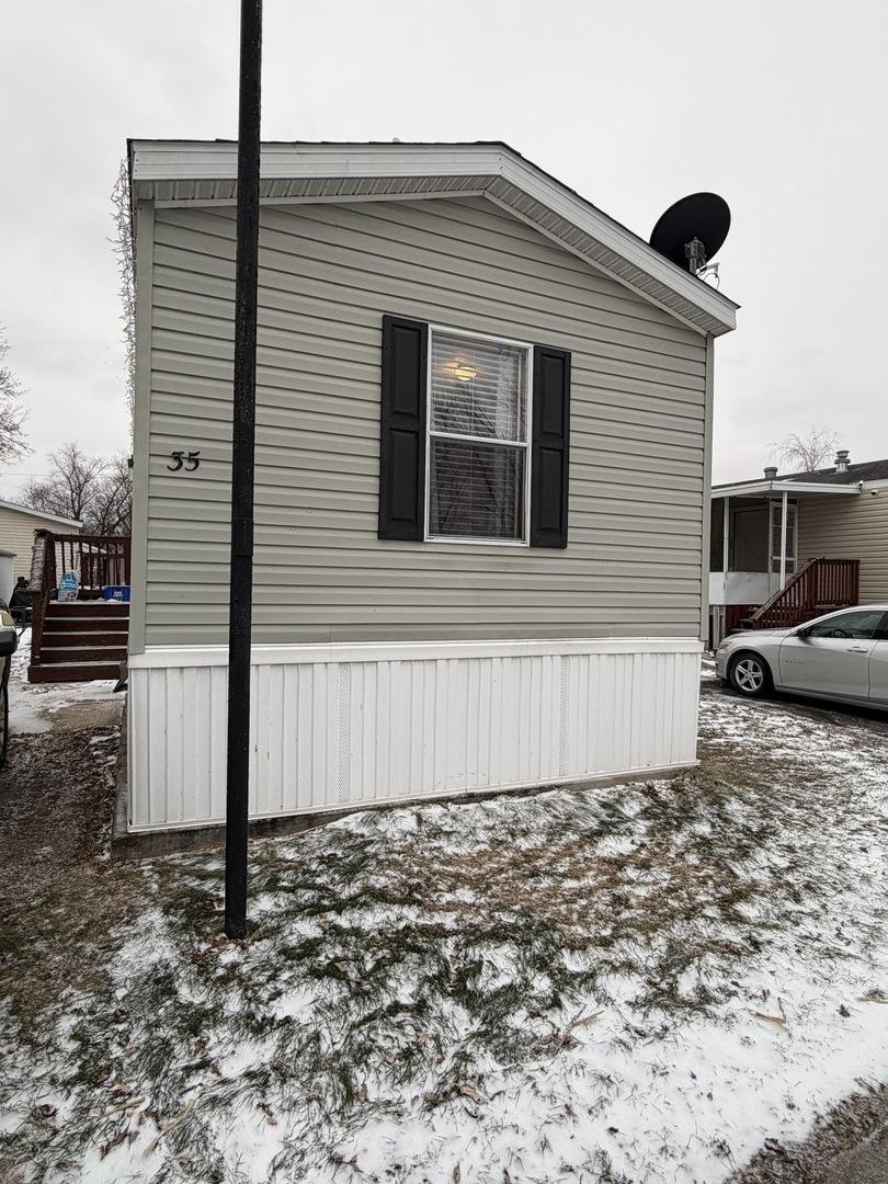 35 Cedar St., Minooka, IL 60447