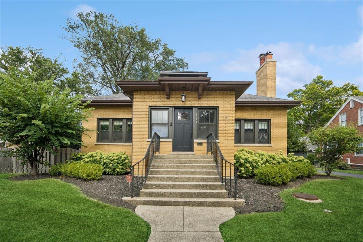 1720 Greendale Ave., Park Ridge, IL 60068