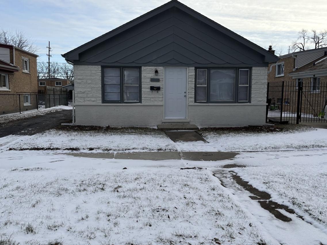 [Address Hidden by Seller], Bellwood, IL 60104