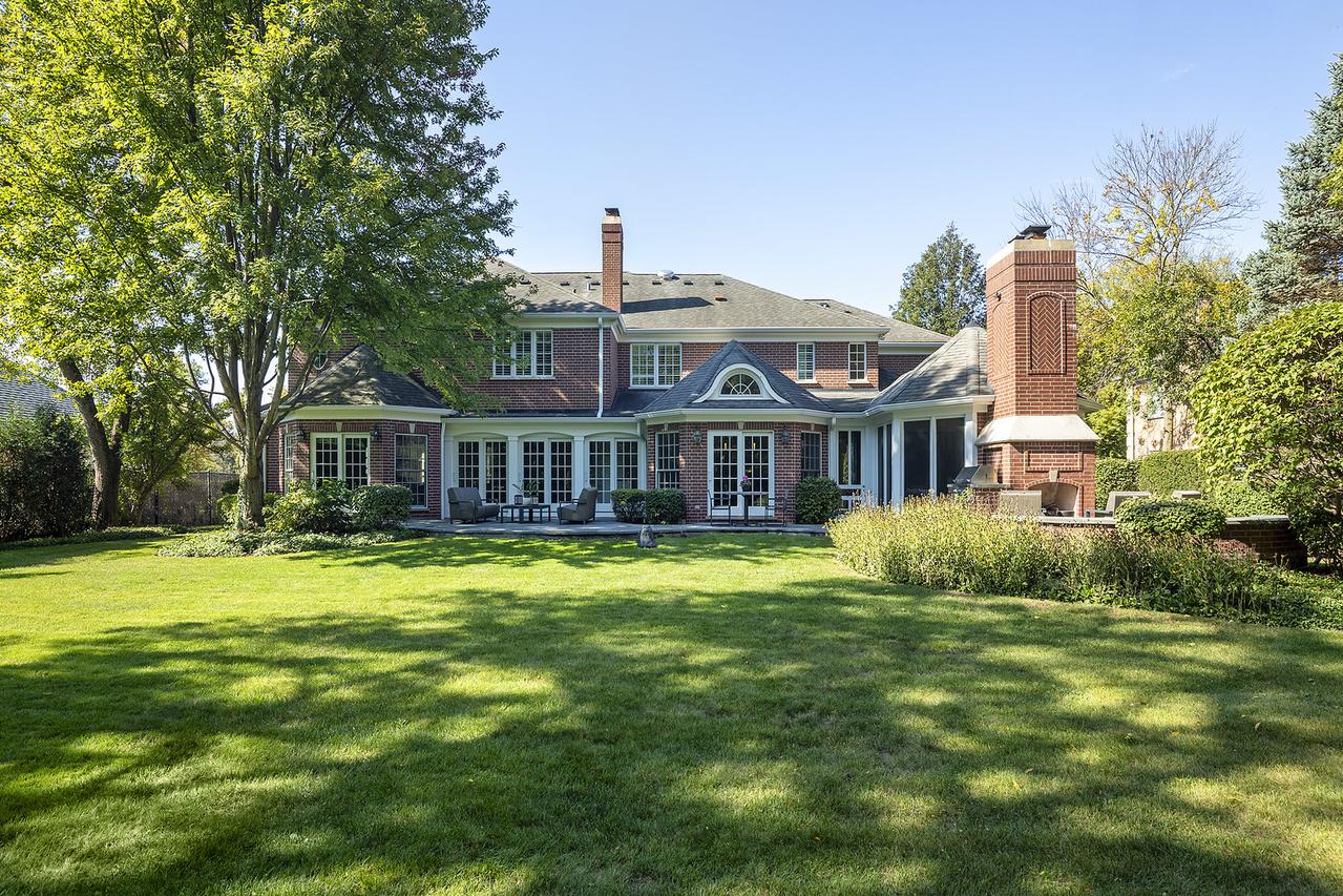 861 Bell Ln., Winnetka, IL 60093